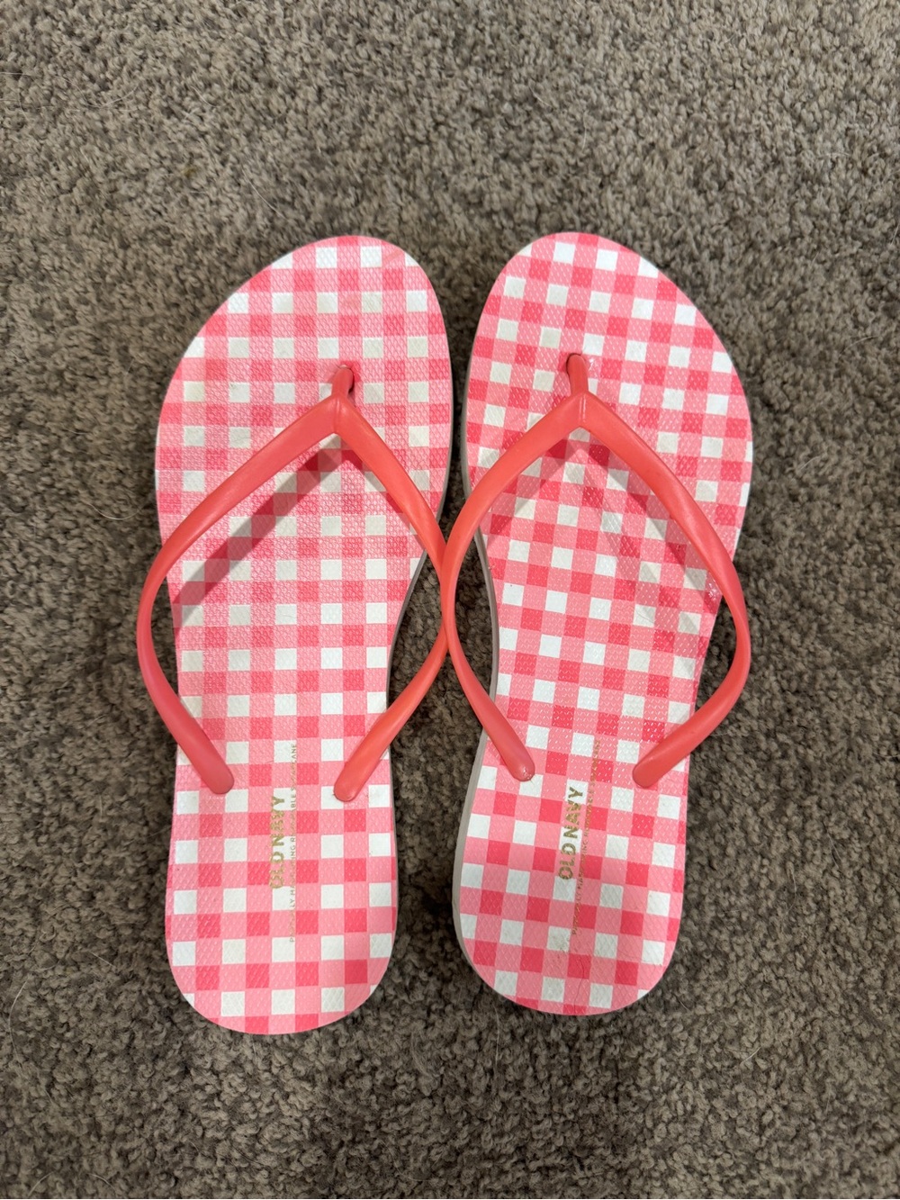 Old Navy Pink Gingham Flip Flop Sandals